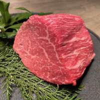 USHIGORO S. NISHIAZABU - 本日のお肉塊は但馬牛の赤身。綺麗だな〜。(^_−)−☆