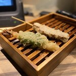 天ぷらとおでん 個室居酒屋 天串 - 海老しそ巻き、牛肉天
