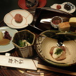 海石榴 - ここから朝食です