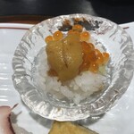 鮨なかやま - 酢飯の上には・・