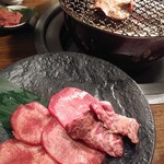 独選炭火焼肉 ひとりじめ - 