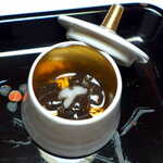 料亭 能登新 - めふん。鮭の腎臓を塩辛にしたもの、なんと熟成10年もの！