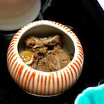 料亭 能登新 - なわた辛煮。鮭の内臓を甘辛く煮付けた品、不思議と鶏レバーに似た風味