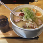 麺屋てっぺん - みそラーメン全部のせ（1,000円）