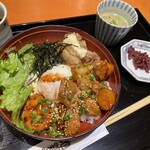 地鶏や 横浜ポルタ店