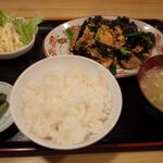 美香 - 木耳の玉子炒め定食