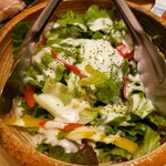 全席個室 居酒屋 九州料理 かこみ庵 - 温泉玉子のシーザーサラダ