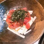 魚大将 うまかっぺや - 料理写真:まぐろと長芋のわさび和え