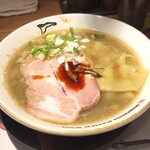 すごい煮干ラーメン凪 - 