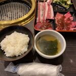 Amiyakiniku Kajiwara - 盛り合わせ定食1000円