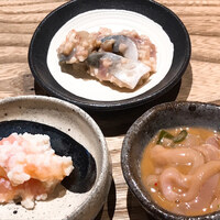 霜止出苗 - ・鮭麹漬け
                      ・鯖麹漬け
                      ・イカ14日間付けた塩辛、青唐辛子