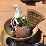 オムライスとパンケーキOMS - チョコレートサンデー¥420