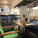 オムライスとパンケーキOMS - 店内