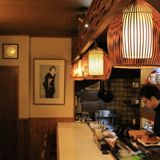 本物志向が集う上質空間で、しっぽり酒を交わすゆとりの時。