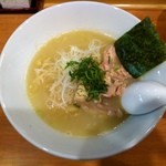 汁や きりん - 鶏塩白湯麺