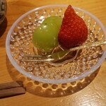 平和寿司 - 2019.12.シャインマスカットと苺