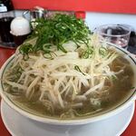 ラーメン 福 - ラーメン並　野菜大盛　¥600(税込)
