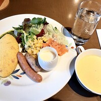 ブッフェアンドカフェ スロープサイドダイナー ザクロ - 【中隊長モーニング師走SP】