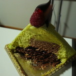 パティスリー ジャック - ピスタ・アンスタンス　断面