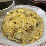 双喜紋 - 炒飯はパラパラ系で玉ねぎがシャキシャキです