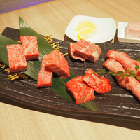 近江うし 焼肉 にくTATSU 青山本店 - 