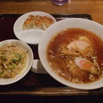 潮風中華房 萬華 - 料理写真:ラーメン、チャーハンセット