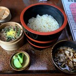 もり陣 - あつもり肉汁まゆ玉うどん　１１００円