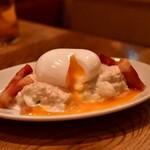 YONA YONA BEER WORKS - 半熟卵のポテトサラダ ツナソース@650円