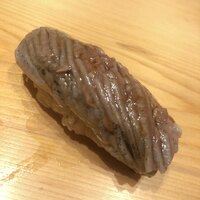 すが弥 - 岩手産の鰯。脂が強く50分の酢締め。五日目。悶絶級の美味さ