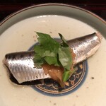 ろっかん - いわしの日本酒炊き