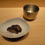 鮨 安吉 - 見事な食感の茶ぶりなまこ