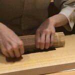 すが弥 - 他の鮪の部位も追加し太巻きに