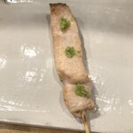 伊勢廣 - 胸肉にワサビではじめ。