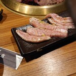 炭火焼肉中込精肉店 - 