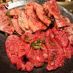 炭火焼肉中込精肉店 - 