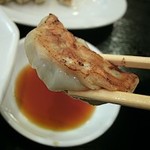 八八 - 小ぶりながら食べごたえのある焼ぎょうざでした