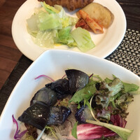 R restaurant & bar - 朝食ビュッフェ２５００円（総額）。種類がないので同じものをひたすらいただきました(^_^;)