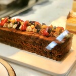 Chez-tani - ラムレーズン（チョコレートとラムレーズンのケーキ）