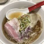 麺画廊 英 - 