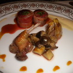 ル シエール - 鳩肉のアンディーブ包み エシャロットソース　向きを変えて