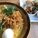 カメイノ食堂 - カオソーイ