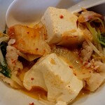 栄夏 - 小皿に取り分けた豆腐チゲ