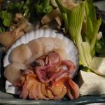 多満喜 - 赤貝・ほたて他