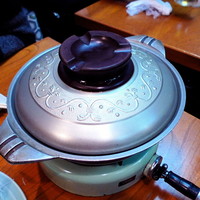 浅草 魚料理 遠州屋 - 思い立って行っちゃったので 予約無しだったのですが最後の２席 月曜の19時前だったのに大盛況！  お目当てはＦＢで教えていただいた 「クエ鍋」 お店の人に相談したら 「一人前で充分ですよ〜〜」