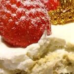 慈げん - クリスマス限定氷の内部