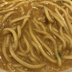 極旨醤油らーめん 一刻魁堂 - 麺アップ