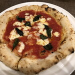 Pizzeria Grande Babbo - マルゲリータ（ランチ１，１００円、サラダ、ドリンク付き）