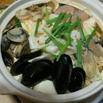 台湾料理 百味鮮 - 『 海鮮ミックス鍋 』 ※冬限定