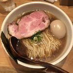 中華蕎麦 蘭鋳 - ここまでうまい汁を食べる感覚が強いラーメンは初めてかもしれません。具がいらない、けど、具もうまい。すごい。