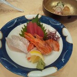 キャトルセゾン　マツイ  - お刺身は４点盛り